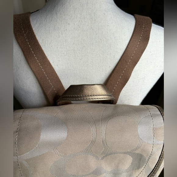 Coach Signature Kyra Daisy Backpack - Picture 5 of 15